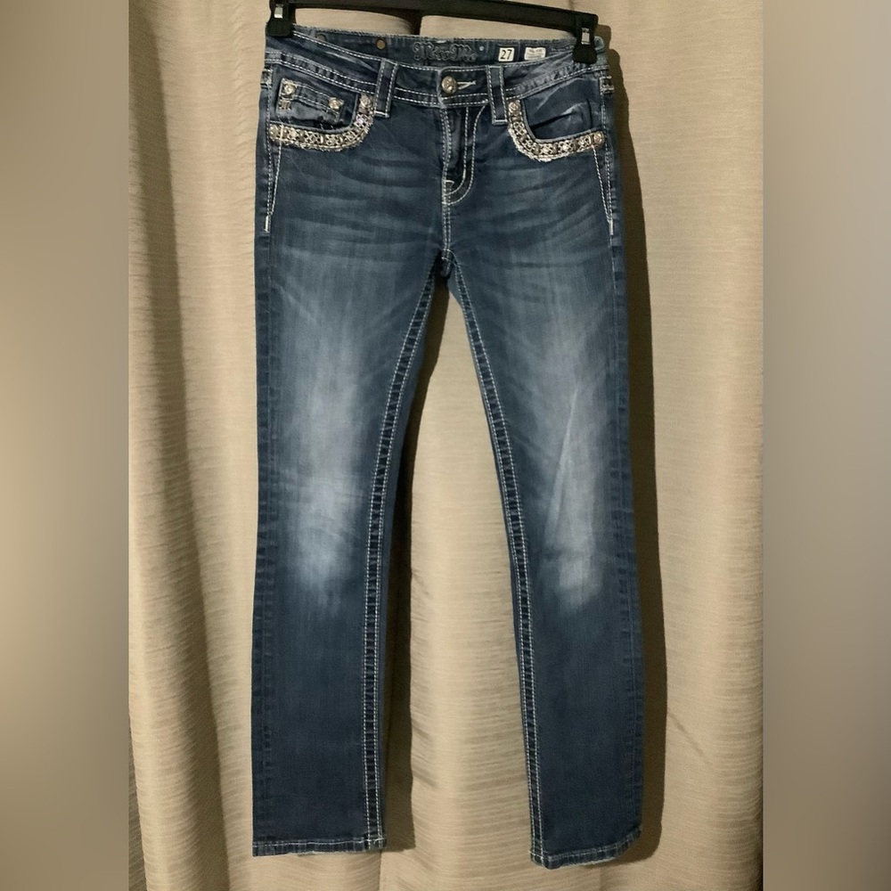 Miss Me Mid Rise Cropped Jeans Size 27